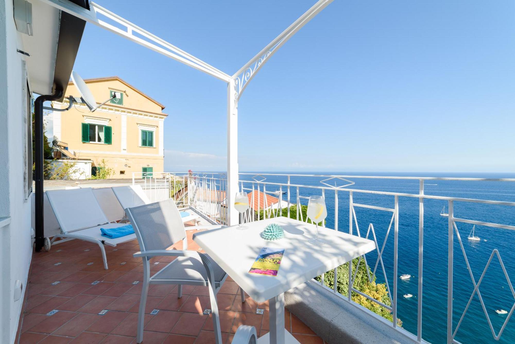 Eden Sul Mare Bed & Breakfast อามาลฟี ภายนอก รูปภาพ