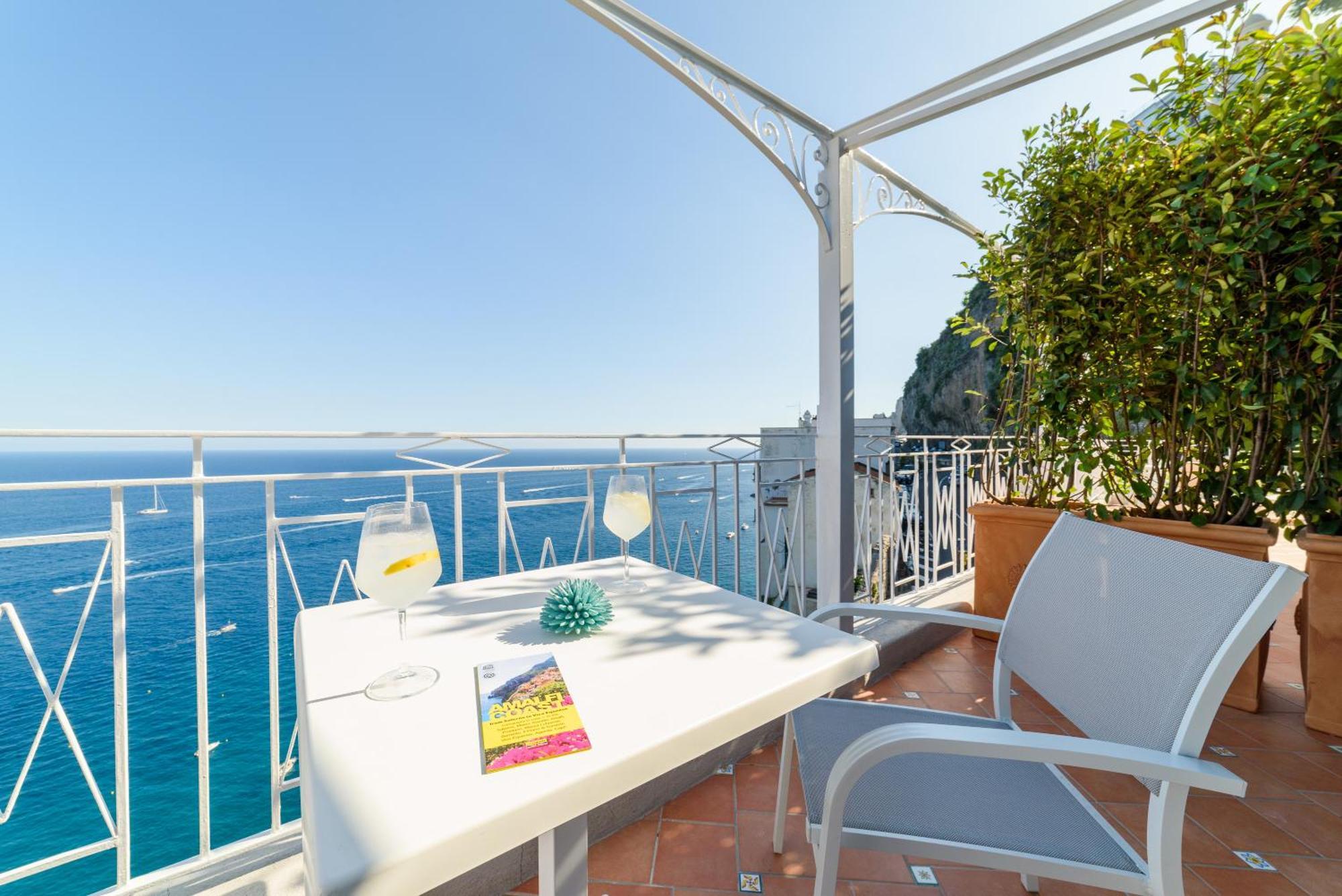 Eden Sul Mare Bed & Breakfast อามาลฟี ภายนอก รูปภาพ